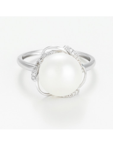 Bague Or Blanc 375/1000  "Fleur de Perle"Diamant 0,05/18 Perle Blanche